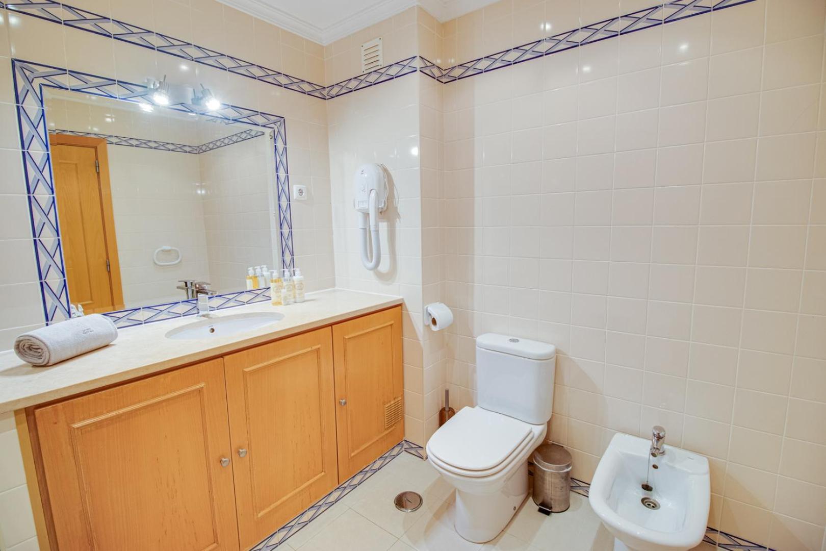 Lovely 2Bd Apart 500M Beach Ac Wi-Fi Pool Balcony Albufeira Eksteriør billede